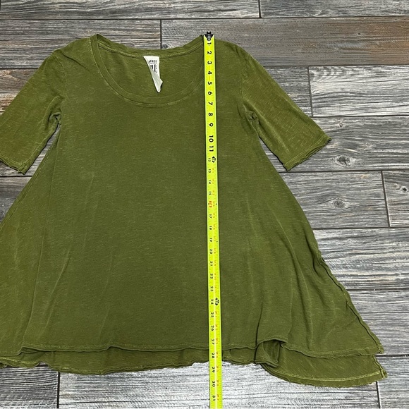 Free People Green Melrose Swing Tunic Top Size Small Green Oversized Raw Edges - Picture 14 of 16